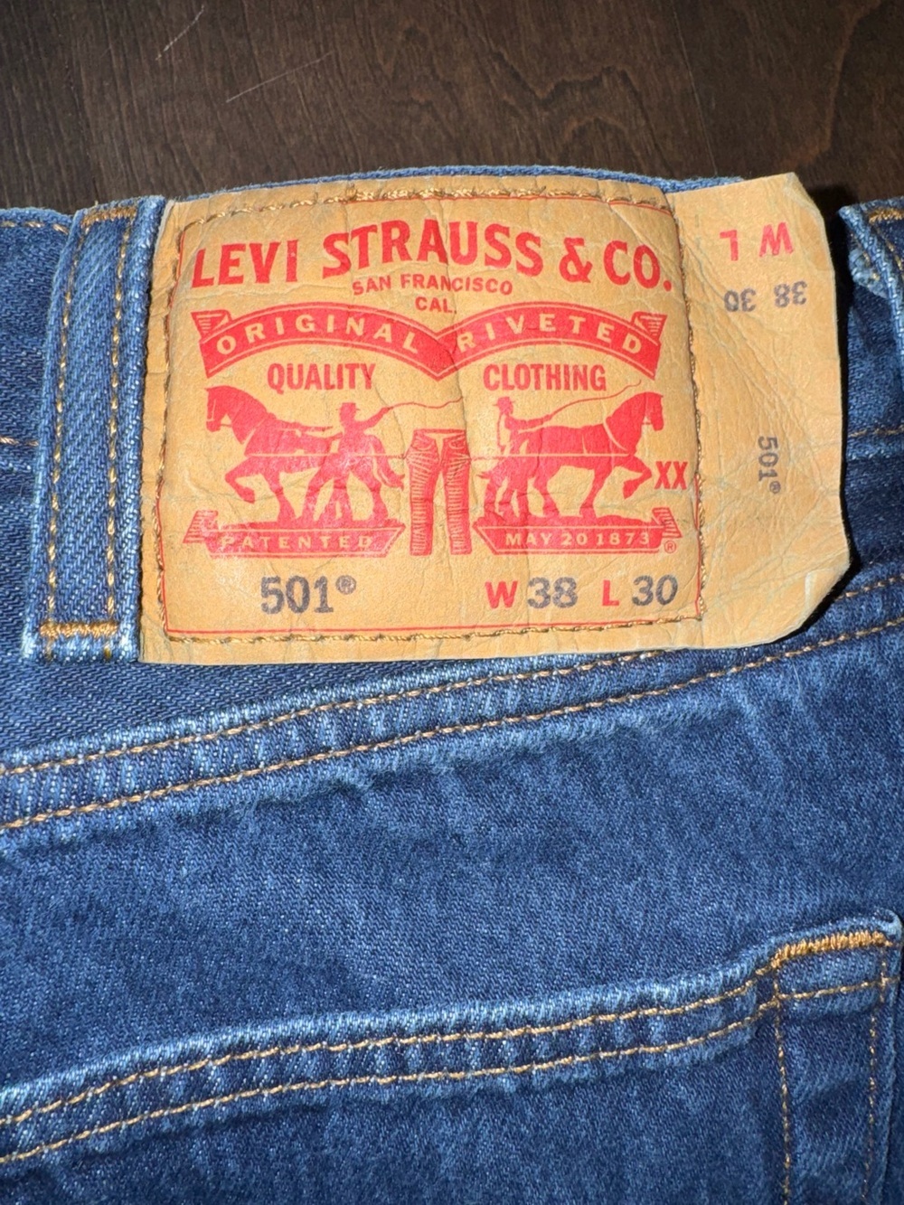 Levi’s 501 Original Button Fly Dark Wash Straight Leg Jeans Men’s 38x30 - Picture 16 of 16